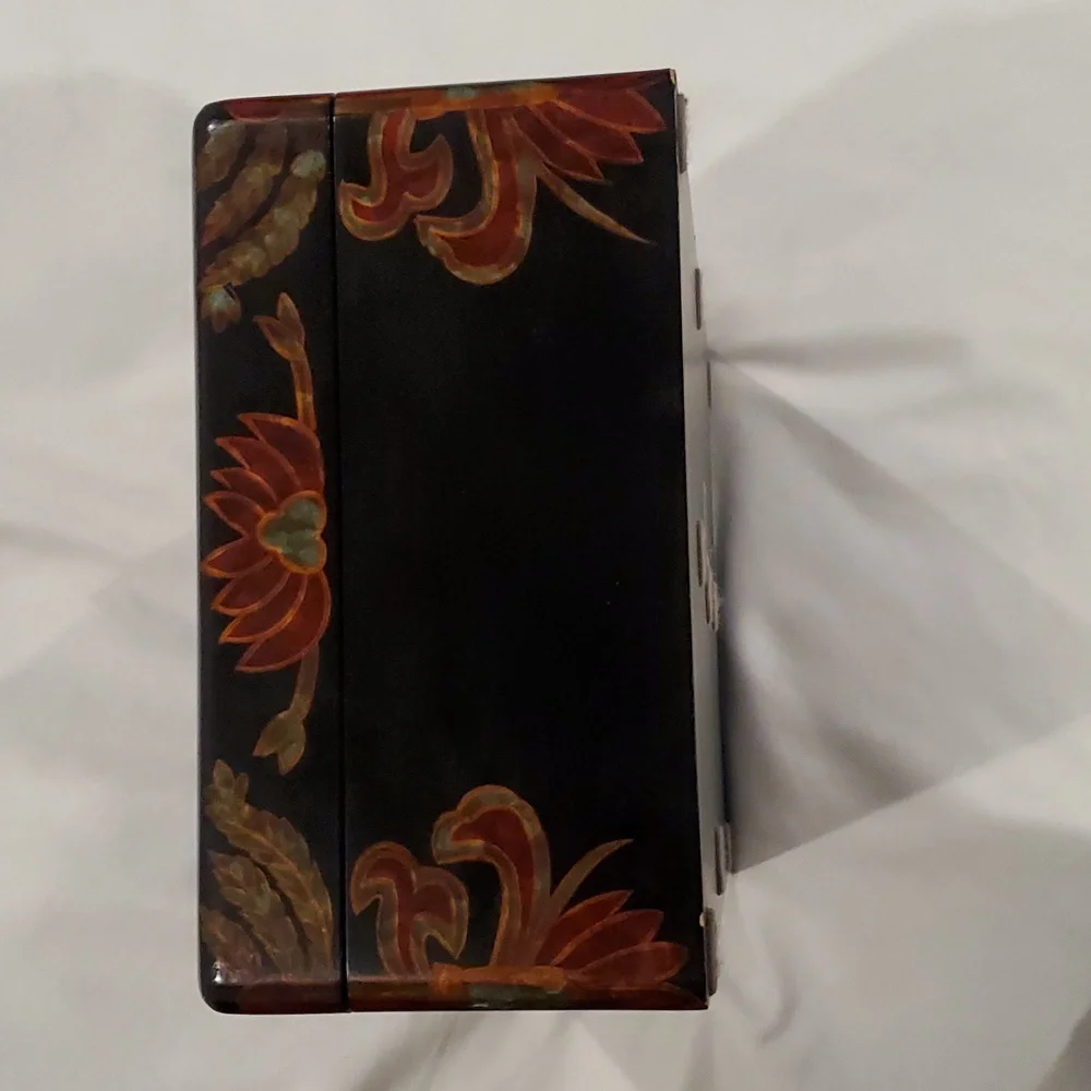 PERSIAN LAQUER WOOD BOX - Picture 5 of 5